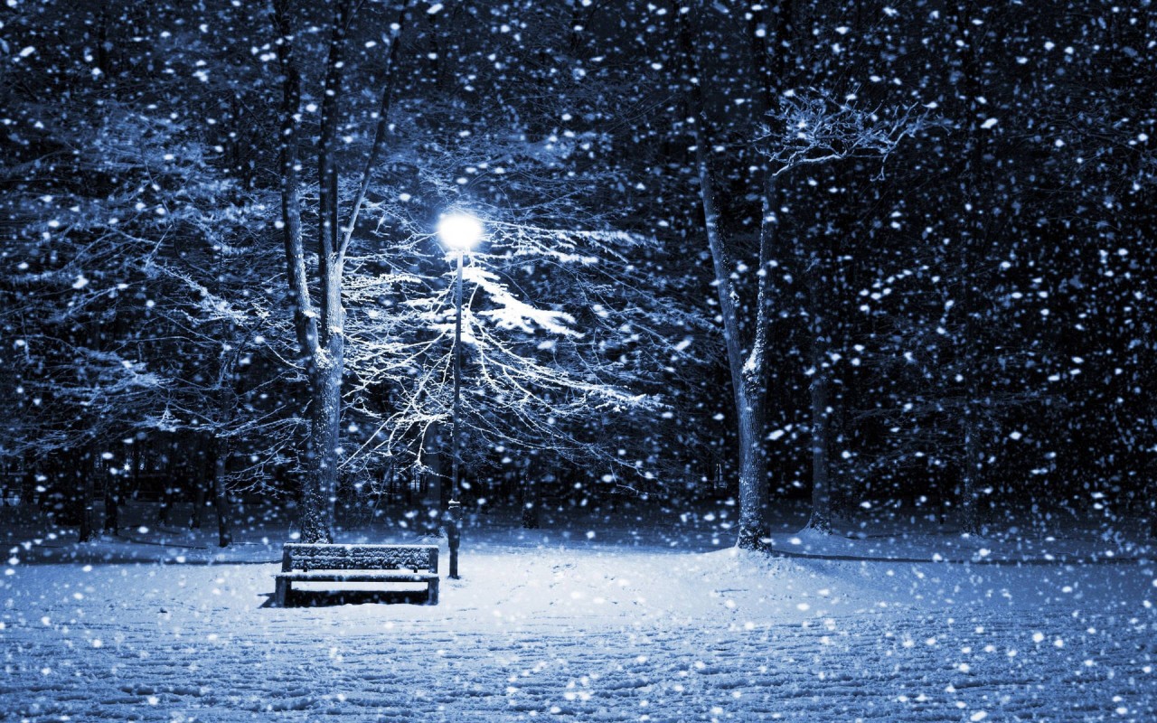 falling-snow-winter-night-outtipc17kyh2mr1